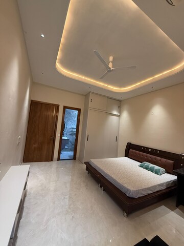 Room in 2 BHK Builder Floor at Mahadev Engineers Enclave, Kanwali – for Rent