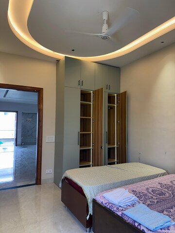 Room in 2 BHK Builder Floor at Mahadev Engineers Enclave, Kanwali – for Rent