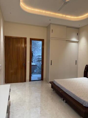 Room in 2 BHK Builder Floor at Mahadev Engineers Enclave, Kanwali – for Rent