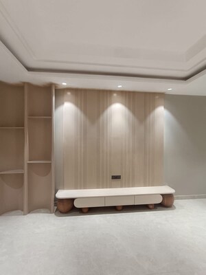 Room in 4 BHK Builder Floor at Green Fields Colony – for Sale