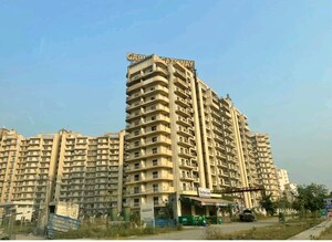3 BHK Apartment For Sale in Tashee Capital Gateway, Sector 111