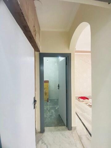 Building Lobby in 3 BHK Builder Floor at Green Fields Colony – for Sale