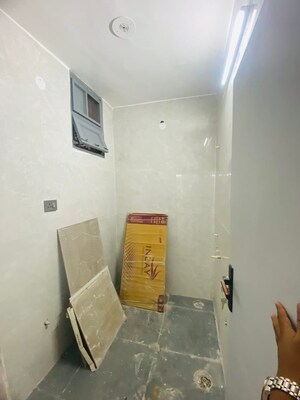 Furnished Amenities in 3 BHK Builder Floor at Green Fields Colony – for Sale