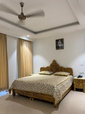 Bedroom in 4 BHK Builder Floor at Greater Kailash ii – for Rent