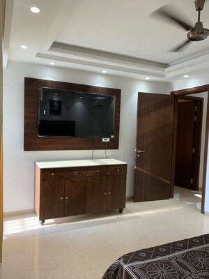 Bedroom in 4 BHK Builder Floor at Greater Kailash ii – for Rent