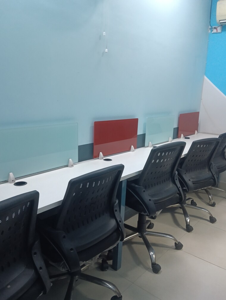 Team Area, sector 63 Commercial Office Space in IT/SEZ 1200 Sq.Ft. In Sector 63 Noida 9270507