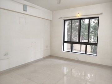 Room in 2 BHK Apartment at Sheth Konark Splendour, Wadgaon Sheri – for Rent
