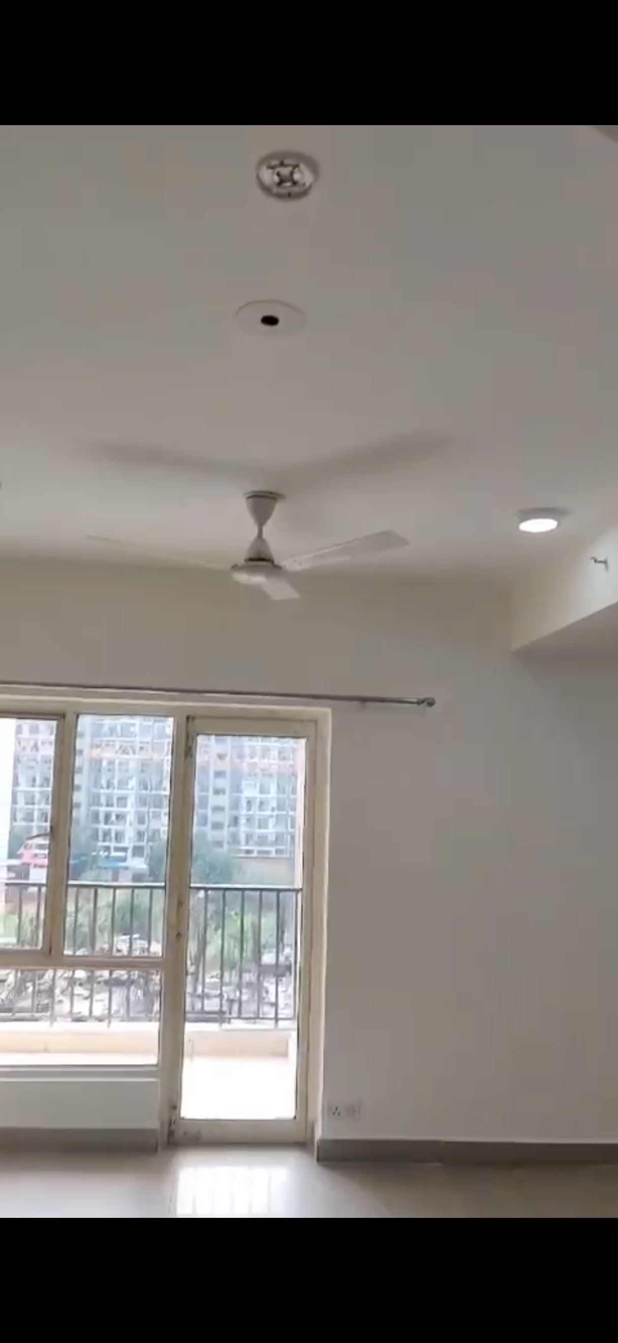 3 BHK + Study Room Apartment For Sale in Dasnac Burj