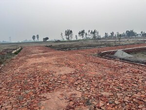  Plot For Sale in Rohania