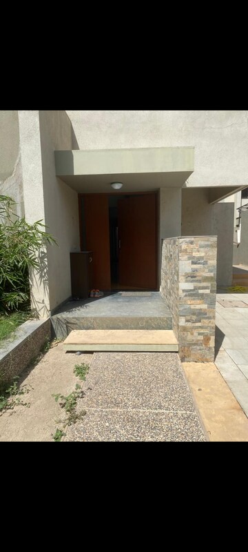 Bedroom in 4 BHK Villa at Pacifica The Meadows Gokuldham Phase II, Sanathal – for Rent