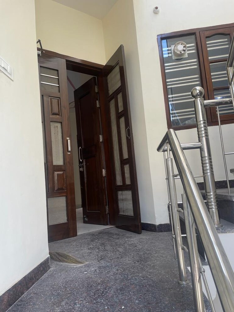 undefined, omaxe-new-chandigarh 3 Bedroom 1800 Sq.Ft. Independent House In North Mullanpur Chandigarh 9270621