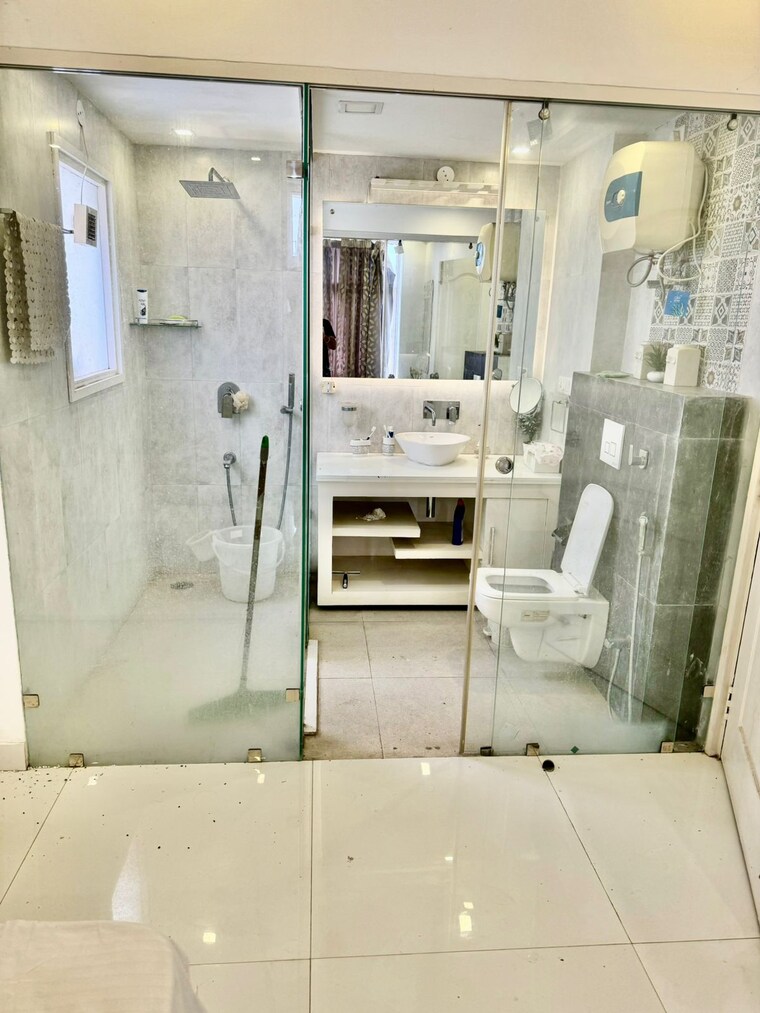 Bathroom, omaxe-new-chandigarh 3 Bedroom 1640 Sq.Ft. Builder Floor In North Mullanpur Chandigarh 9270650