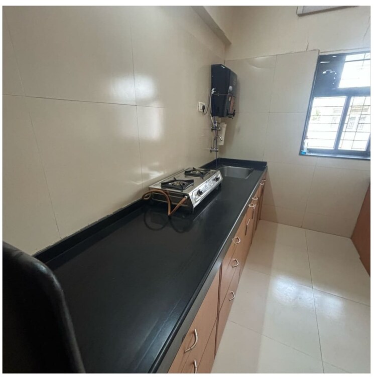 Kitchen, gold-crown 3 Bedroom 1400 Sq.Ft. Apartment In Andheri West Mumbai 9270639