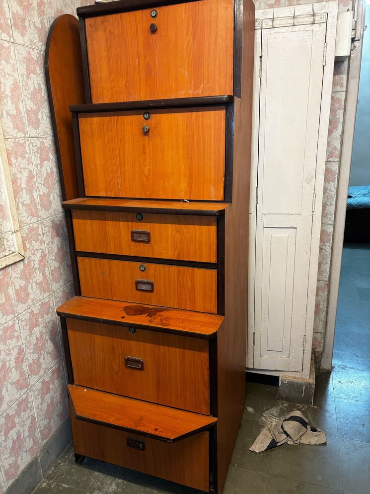 undefined, adarsh-nagar-society 1 RK 250 Sq.Ft. Apartment In Worli Mumbai 9270676