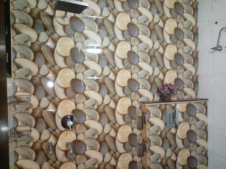 Bathroom, paschim vihar 2 Bedroom 756 Sq.Ft. Builder Floor In Paschim Vihar Delhi 9270713