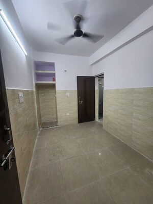 Building Lobby in 1 BHK Apartment at Sector 10 Greater Noida – for Rent