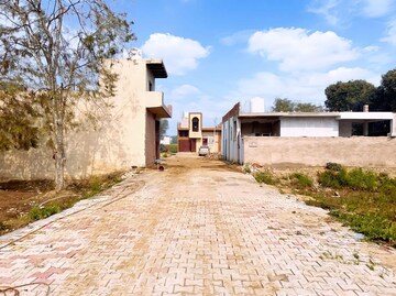  Plot – Exterior View View at Maruti Kunj - for Sale