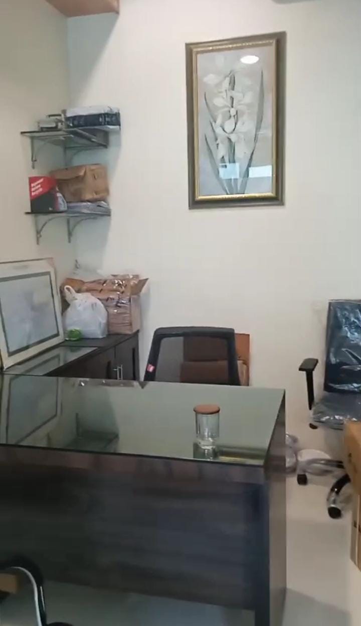 Office Space For Rent in Link Plaza