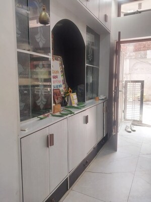 Furnished Amenities in 1 BHK Builder Floor at Paschim Vihar – for Rent