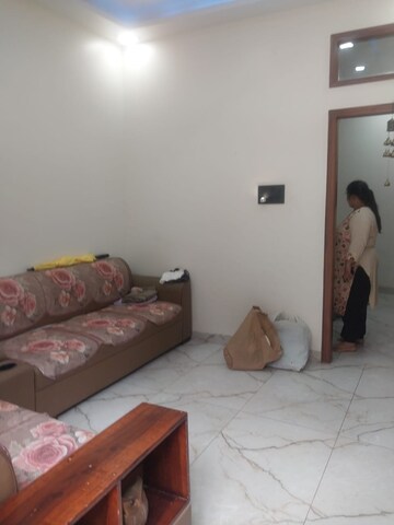 Living Room in 1 BHK Builder Floor at Paschim Vihar – for Rent