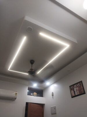 Furnished Amenities in 1 BHK Builder Floor at Paschim Vihar – for Rent