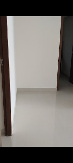 Room in 2 BHK Apartment at Nishuvi Rehab Phase, Worli – for Rent