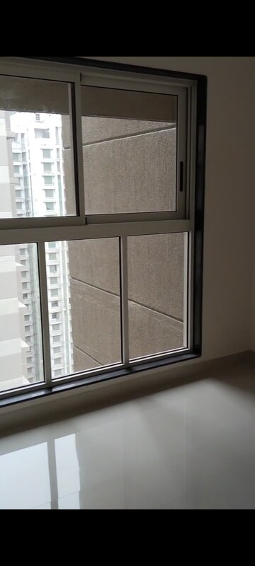 Room in 2 BHK Apartment at Nishuvi Rehab Phase, Worli – for Rent