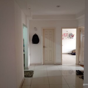 Bathroom in 2 BHK Apartment at Express Zenith, Sector 77 – for Rent