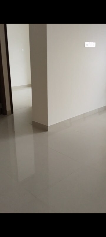 Room in 2 BHK Apartment at Nishuvi Rehab Phase, Worli – for Rent