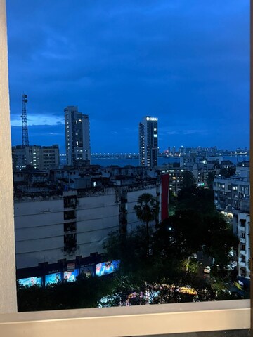 Master Plan in 3 BHK Apartment at Dadar West – for Rent