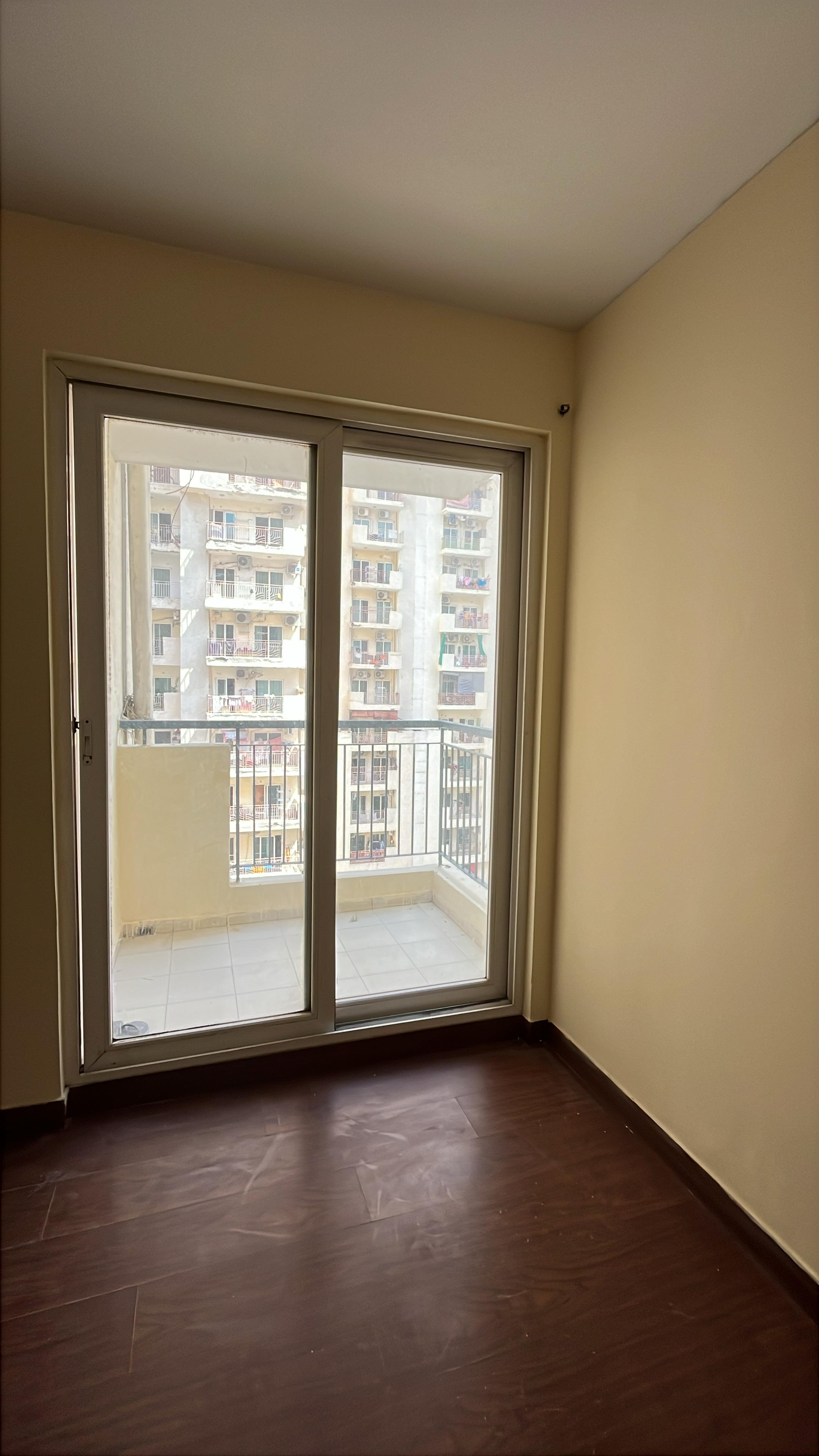 3 BHK + Pooja Room 1420 Sq.Ft. Apartment in Amrapali Silicon City