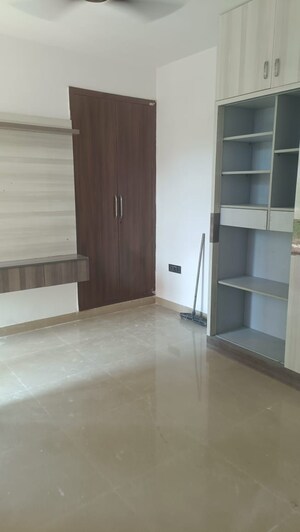 3 BHK Apartment For Rent in Gardenia Gateway, Sector 75