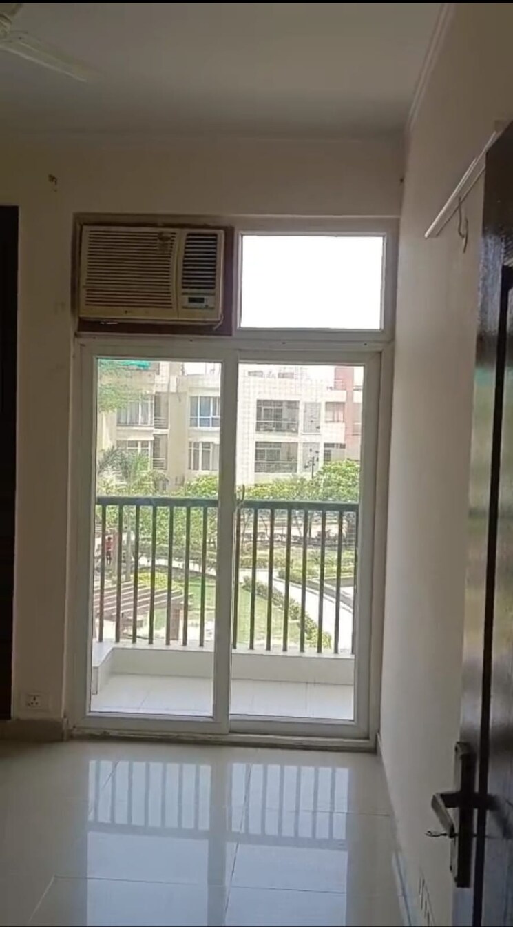 Balcony, habitech-hydepark 3 Bedroom 1835 Sq.Ft. Apartment In Knowledge Park 3 Greater Noida Greater Noida 9270909