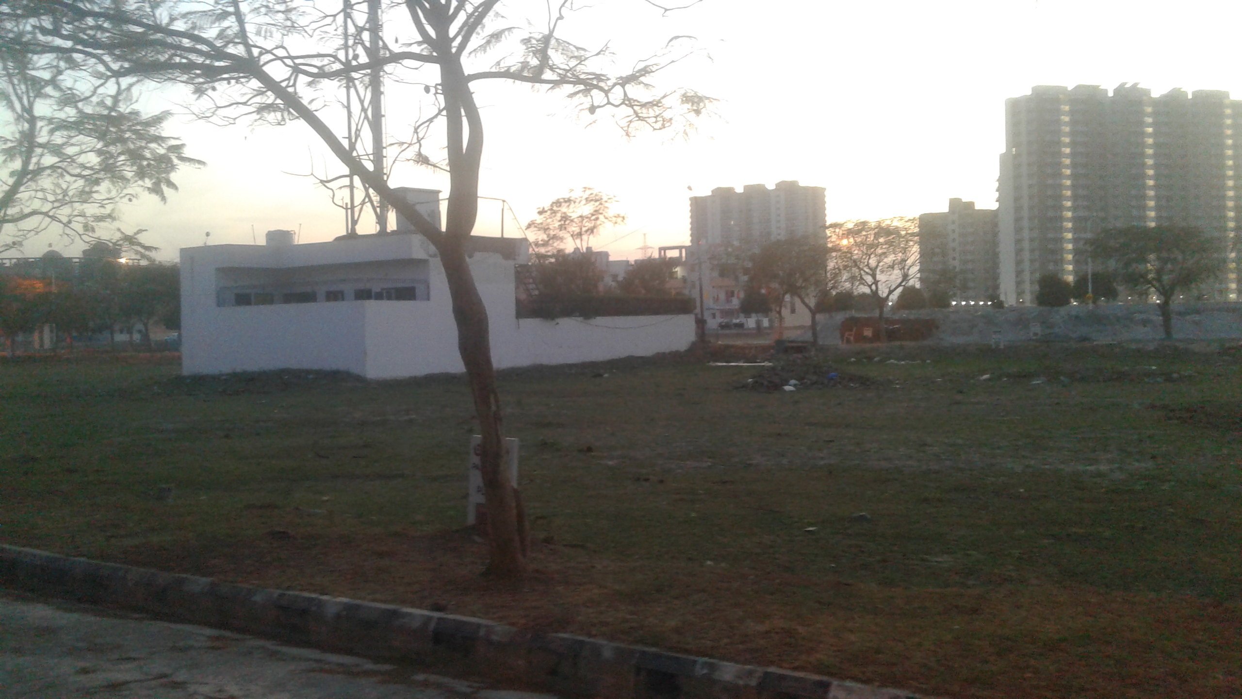 Plot For Sale in Sector 30