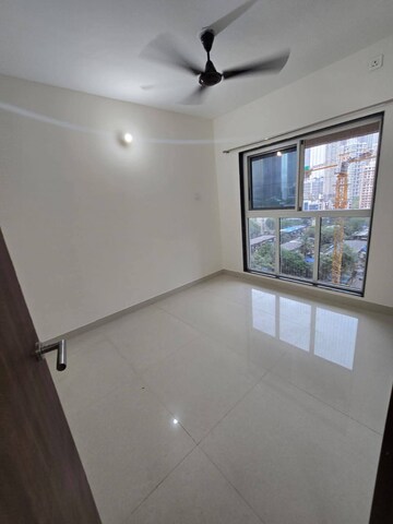 Room in 2 BHK Apartment at Worli – for Rent