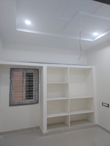 Room in 3 BHK Apartment at Himayath Nagar – for Sale