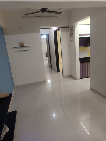 Building Lobby in 1 BHK Apartment at Jawahar Nagar CHS Goregaon, Goregaon West – for Rent