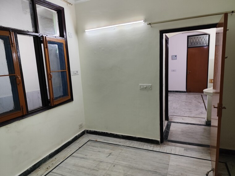 Room, param puri 2 Bedroom 750 Sq.Ft. Builder Floor In Param Puri Delhi 9270947