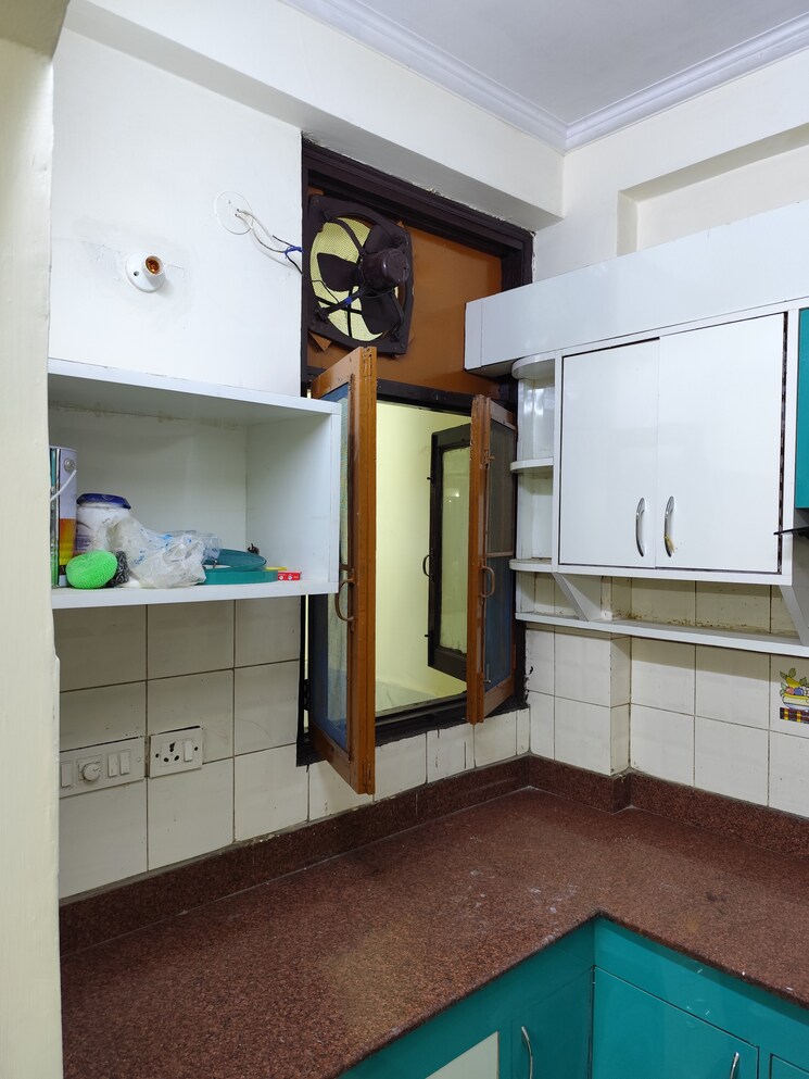Kitchen, param puri 2 Bedroom 750 Sq.Ft. Builder Floor In Param Puri Delhi 9270947