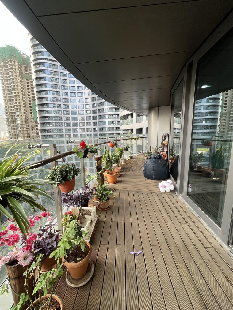 Balcony, lodha-the-world-towers-world-one-tier-2 4 Bedroom 2346 Sq.Ft. Apartment In Worli Mumbai 9270957