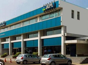  Industrial Plot For Sale in Sector 82