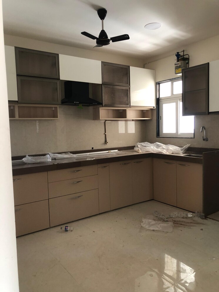 Kitchen, je-and-vee-madhuban 2 Bedroom 707 Sq.Ft. Apartment In Malad East Mumbai 9270994