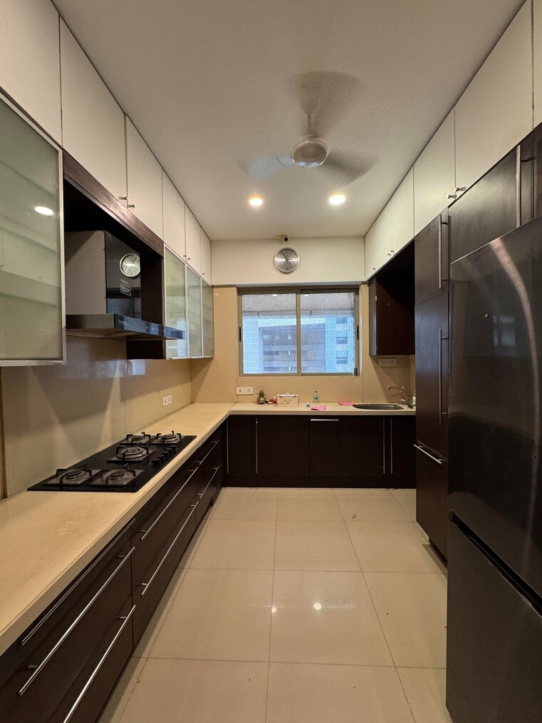 Kitchen, lodha-bellissimo 4 Bedroom 2560 Sq.Ft. Apartment In Mahalaxmi Mumbai 9271013