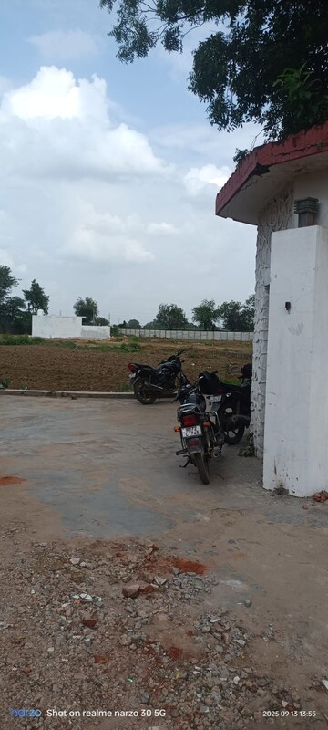  Plot – Exterior View View at Bhondsi - for Sale