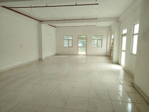  Office Space For Rent in Sector 14
