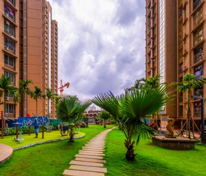 2 BHK Apartment – Garden View at Gurukrupa Marina Enclave, Malad West - for Rent