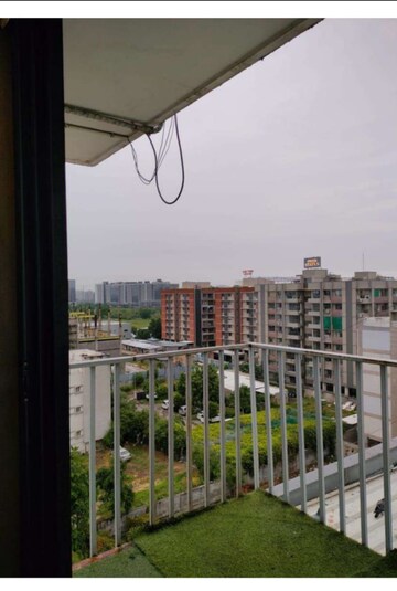  Office Space – Exterior View View at Gota - for Rent