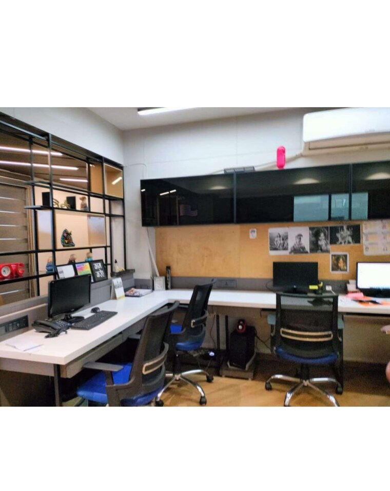 Gym, gota Commercial Office Space 1084 Sq.Ft. In Gota Ahmedabad 9271074