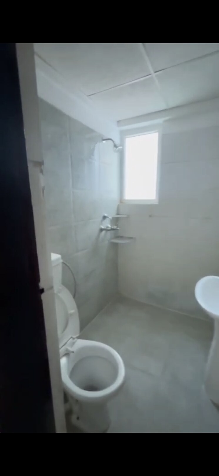 Bathroom, nirala-world-estate-i 2 Bedroom 955 Sq.Ft. Apartment In Tech Zone 4 Greater Noida Greater Noida 9271091