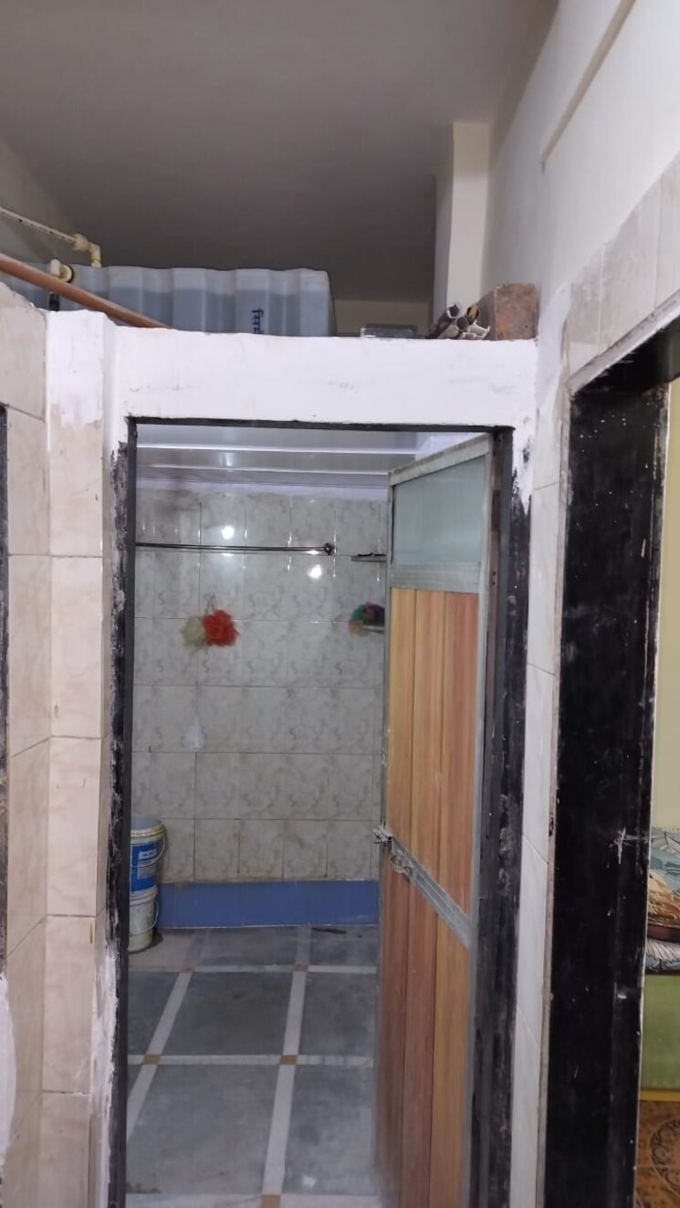 Bathroom, sudama-apartment 2 Bedroom 660 Sq.Ft. Apartment In Kalwa Thane 9271090